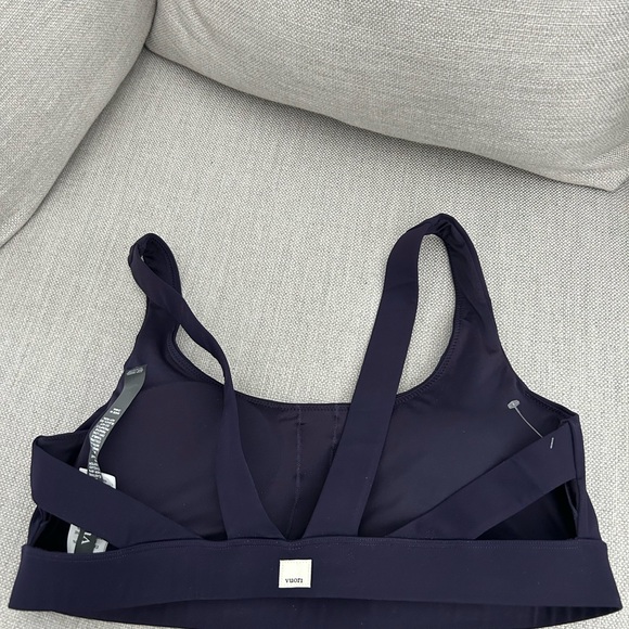 Vuori NEW Stride Bra - Picture 5 of 8
